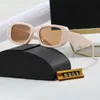 Gafas de sol de diseñador para mujer Gafas clásicas Goggle Gafas de sol de playa al aire libre para hombre Color de la mezcla Firma triangular opcional con caja buena agradable