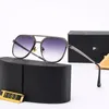 N111 New Fashion Designer Sunglass 여성 남성 고급 선글라스는 여러 가지 색상으로 제공됩니다.