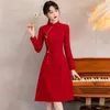 الملابس العرقية الصينية التقليدية فستان Qipao للنساء الرجعية تحسن الأكمام الطويلة Red Cheongsam cny