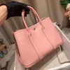 Bolsas femininas Compras Bolsa de luxo de ombro Bolsa de grife prata Bolsa de couro genuíno Bolsa de ombro único para jardim de grande capacidade