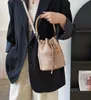 Femmes fourre-tout épaule sacs à bandoulière sac seau de luxe en cuir pu sac à main mode fille concepteur sac à provisions sacs à main 247Z