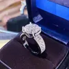 Anelli a grappolo Anello da donna di lusso con diamante Moissanite da 3 carati e 5 carati Taglio brillante D Colore VVS S925 Argento Coppie Fidanzamento Sposa Sposa alta gioielleria