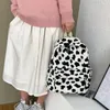 Ryggsäck ko mönster ryggsäck för kvinnor 2022 designer stora skolväskor för tonårsflicka söt plysch axelväska vintage