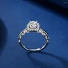 Wedding Rings Amerikaans geïmporteerd Moissanite D kleur zilver platina-vergulde klassieke microset vierkante zirkoon vrouwelijke ring