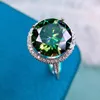 Cluster Rings Yuzbt Women 18k White Gold Plated 5 Round Brilliant Cut Green Gemstone Diamond Test Past Moissanite Ring Wedding Jewelry