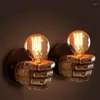 Vägglampor 2022 Retro Creative Fist Shape Light E27 Lamphållare Industrial Style Year Decoration for Home Bar Ligthing