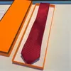 Corbata de diseñador Corbata de seda para hombre Carta bordada Corbatas de negocios para hombre Calidad Cravatta Uomo Fiesta Boda Corbatas de lujo Sin caja