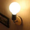 Lampes murales moderne simple fer art lumière LED avec prise lampe chambre éclairage salon lumières E27