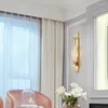 Lâmpada de parede pós -moderna de cobre sala de estar quarto de fundo personalidade à beira da cabeceira modelo de villa simples