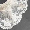 Vêtements pour chiens Bavoir en dentelle pour animaux de compagnie Fleurs brodées Collier de chiot Collier de chat Unisexe