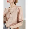 Kvinnors T-skjortor spets splittring Temperament V-ringning Mid-Sleeve Silk Top Women's Mulberry Shirt Western Style T-shirt Summer 2022