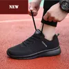 Sports shoes focus on comfort and breathability. It can reduce foot fatigue when worn for a long time, and effectively eliminate sweat and moisture.