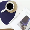 Tafelmatten Sweetgo Leather Steeksel isolatie -kussentjes Home Decoratie Keukenaccessoire 3 stuks onregelmatige koffiekopjes/ laden