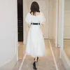 Sukienki swobodne Yigelila Przybysze białe sukienki kwadratowe kołnierz krótkie rękawy z paskiem A-line Lantern Solid 65458