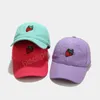 Bordado de fresa gorra de béisbol color sólido sombrero de fruta de algodón cargas de hip hop para mujeres protector solar sombreros