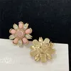 Lettres à la mode Floral Boucles d'oreilles Charme Designer Fleur Goujons Diamant Gouttes Femmes Strass Dangler Avec Boîte