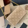Französische Gaby-Umschlag-Nieten-Abzeichen-Taschen für Damen aus echtem Leder, antikes Gold, Metall-Hardware, Kette, Lederriemen, Umhängetasche, Designer-Outdoor-Handtaschen, 25 x 15 cm
