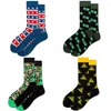 Chaussettes pour hommes nouveauté coton affaires Harajuku Hip Hop heureux coloré drôle rayé étoile robe pour homme cadeau de noël