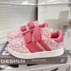 scarpe per bambini punta conchiglia scarpe da bambino firmate scarpe da ginnastica casual per bambini scarpe da ginnastica bianche nere ragazze bambino capretto giovani neonati gancio anello scarpe sportive all'aperto m e04N #