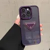 Designer Phone Case Fashion Purple Metal Lens Clear Phonecase pour IPhone 14 Pro Max Plus 13 12 11 XR XS Cases Luxury Brand Letters Cover Top
