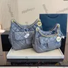 23C damskie woskowane skórzane torby Hobo Croissant Sac De Corne torebka z zawieszką na monety złoty metalowy sprzęt Matelasse łańcuszek Crossbody na ramię torebki od projektantów 20 cm/24 cm