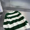 Pulls pour femmes Designer Nouvelle couleur Contraste Vert Blanc Stripe Tridimensionnel Lettre Tricoté Pull Pull Top au début de l'automne 0MWE