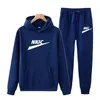 Casual tracksuit Men Sportswear sets heren kleding 2 stuks sets sweatshirt zweetbroek uit het kader van mannelijk merk logo print