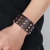 Braccialetti con ciondoli 2023 braccialetti larghi in pelle di nuova moda punk coppia di caffè nero vintage per bracciali gioielli da uomo