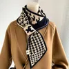 Etniska kläder 2022 Houndstooth Plaid Sticked Scarf Fashion Women Winter Long Skinny Small Female Neckerchief