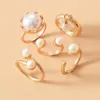 Klusterringar 5 datorer/set Creative Vintage Gold-Plated Pearl Ring Set All-Match öppen justerbar för Women Girls Fashion Jewelry