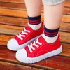 Athletic Shoes 2022 Fashion Casual Girls Sneakers Boys 'Canvas Toddler First Walkers Flats för 1-12 år