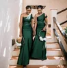 2023 Bridesmaid Dresses Dark Green Satin Spring One Shoulder Cap Sleeves Lace Appliques Countryside Garden Mermaid Formal Wedding Party Gowns Plus Size Custom