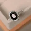 Кластерные кольца бросают топ -продажа модных украшений 925 серебряный серебряный серебряный овальный среза