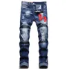 Jeans Heren Ds23 gescheurde broek Vierkant Gepersonaliseerde 22fw Broek Merk Mode Ontwerper Denim Stijl Dsq Slim Fit Elastisch Gat Borduurwerk Ipi1 0x3v