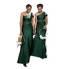 2023 Bridesmaid Dresses Dark Green Satin Spring One Shoulder Cap Sleeves Lace Appliques Countryside Garden Mermaid Formal Wedding Party Gowns Plus Size Custom