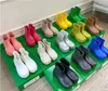 Designerskie buty deszczowe luksusowe marki kobiety platforma platforma kolorowy kolor wodoodporne gumowe kostki trampki trawa spacery gęsta podeszwa