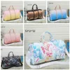 YQ Multi Style Women Designers Travel Bag Pu Leather Large Capacity Men STOR Bagage Handv￤ska duffle p￥sar axel crossbody utomhus339e