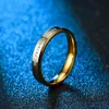 Mode herrkvinnor ring rostfritt st￥l f￶r smycken titanpar br￶llop k￤rlek f￶r evigt ringar silver guld svart f￤rg grossist