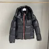 Chaqueta acolchada negra para hombre, parkas de plumón, ropa, abrigos acolchados de calidad, prendas de vestir exteriores para mantener el calor, insignia de protección contra el frío, decoración de talla grande 5XL Abrigo de plumón de pato blanco