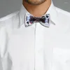 蝶ネクタイkfファッショングラフィティペインティングウッドエレガント紳士ウェディングウッドユニークなマンポーカーのユニークなネクタイ