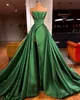 Élégant Sexy Green A Line Robes de soirée pour femmes Plus taille sans bretelles Satin Court Train Pleas Robe de bal Forme Fête d'anniversaire Pageant Robes Made personnalisées