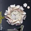 Horloges murales Creative Light Luxury Home Horloge décorative tridimensionnelle américaine moderne pure montre de poche peinte à la main 57x57 cm