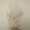 Veli da sposa corti con applicazioni in pizzo Elegante velo da sposa a due strati in tulle lungo con pettine