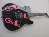 6 Strings Black Electric Guitar with Girls Sticker Rosewood Grepboard Kan anpassas efter önskemål