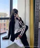 Herrjackor Designer Double G Jacket Lon Sleeve Sports Suit for Lovers Trousers Sanitary Pants Oote