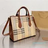 2021 Einkaufstasche Canvas Umhängetasche Handtasche Quadratische Umhängetaschen Frauen Echtes Leder Handtaschen Geldbörse Flip Outer Pouch Stripes Shopping266h