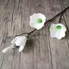 Fiori decorativi 3 pz / lotto Simulazione Fiore di magnolia Matrimonio finto Decorazione della finestra di casa Display falso Bouquet di seta