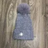 Tasarımcı Kış Örme Beanie Yün Şapka Kadın Tıknaz Tap Kalın Sıcak Sahte Kürk Pom Beanies Şapkalar Kadın Bonnet Beanie Caps 11 Colo8094069
