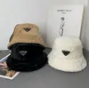 المرأة مصممة شتاء قبعة قبعة قبعة جمجمة القبعات قبعة التزلج قبعات Snapback قناع رجال القطن للجنسين الكشمير رسائل في الهواء الطلق في الهواء الطلق بينز بيني 796