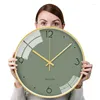 Настенные часы 2022 Pure Color Clock Morandi Современные минималистские минималистские художественные декоративные световые роскошные маленькие свежие